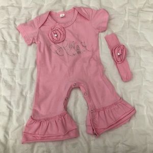 🌻3/$15🌻NWT Baby Girl “Hello World” Pink Outfit
